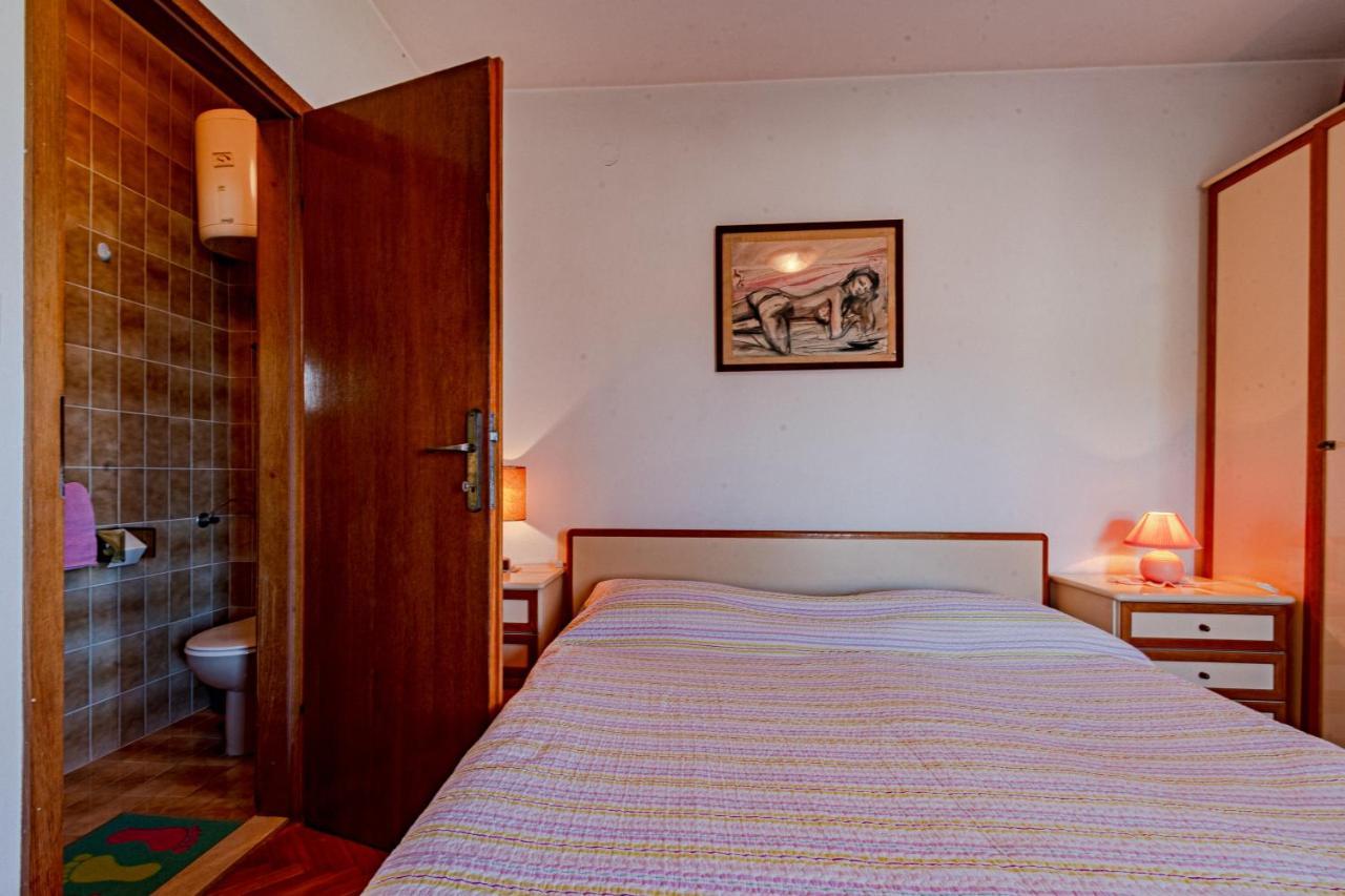 Račišće Apartments Mak מראה חיצוני תמונה