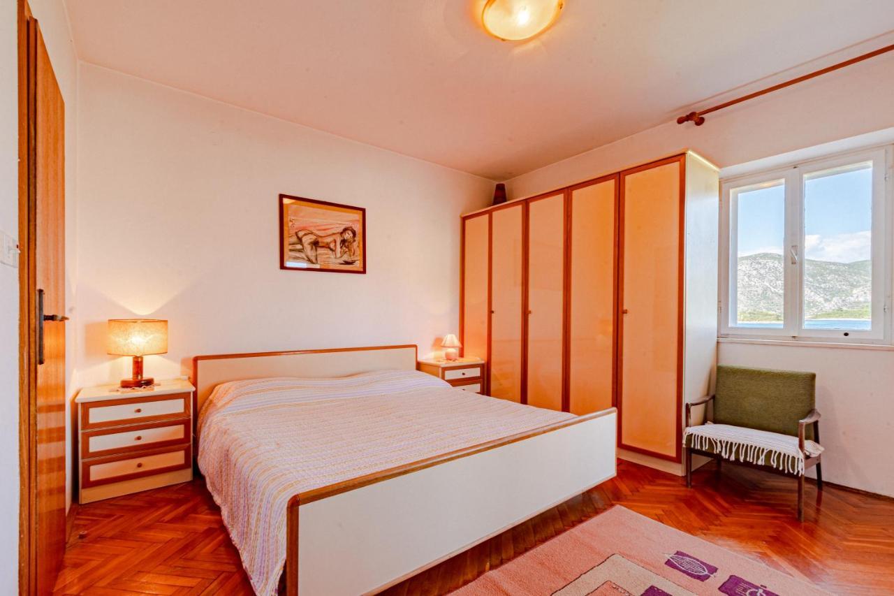 Račišće Apartments Mak מראה חיצוני תמונה