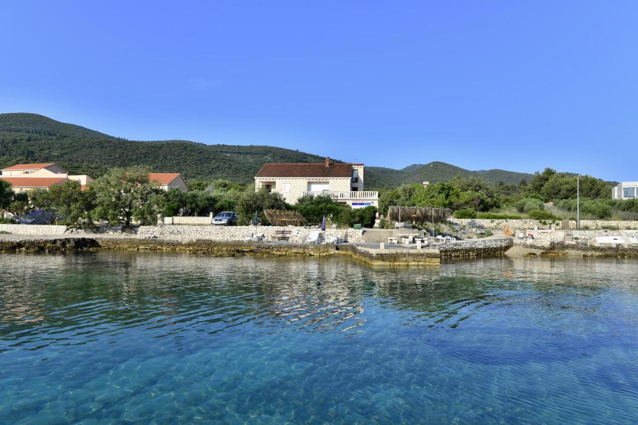 Račišće Apartments Mak מראה חיצוני תמונה