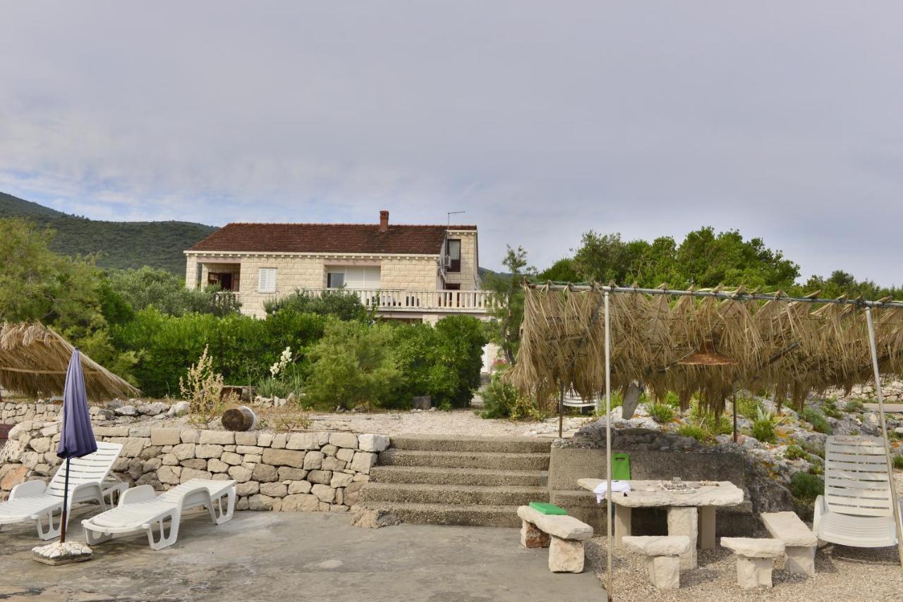 Račišće Apartments Mak מראה חיצוני תמונה
