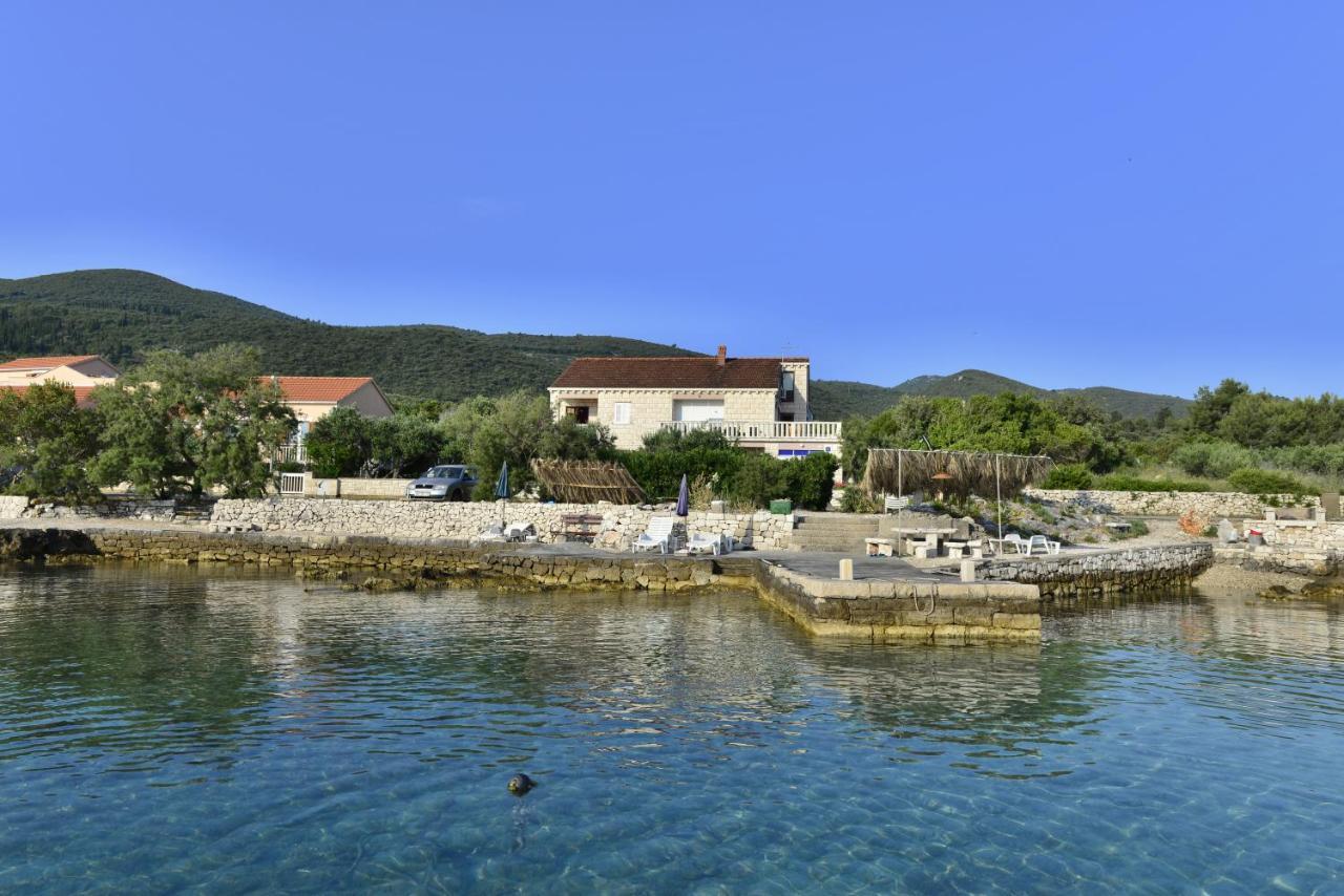 Račišće Apartments Mak מראה חיצוני תמונה
